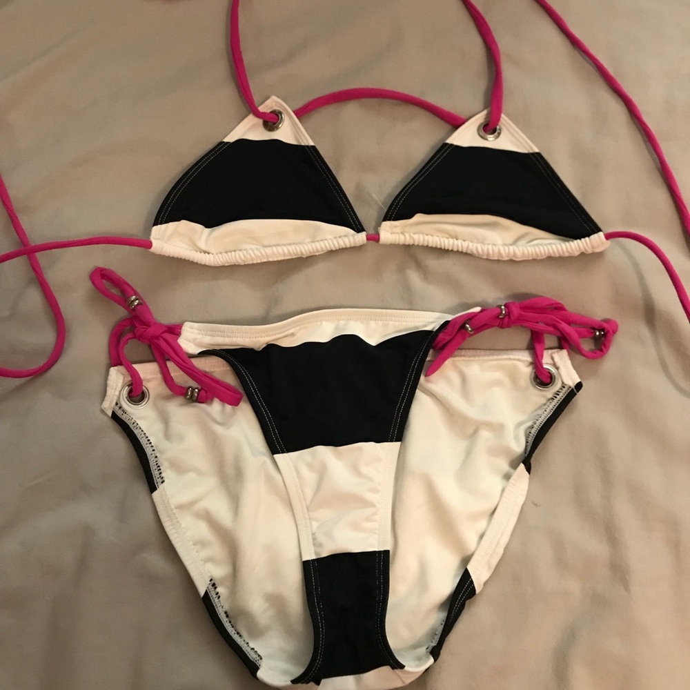 AE swimsuit